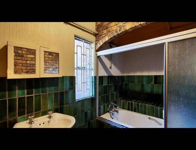 3 BEDROOM FREESTANDING FOR SALE IN SUNWARD PARK